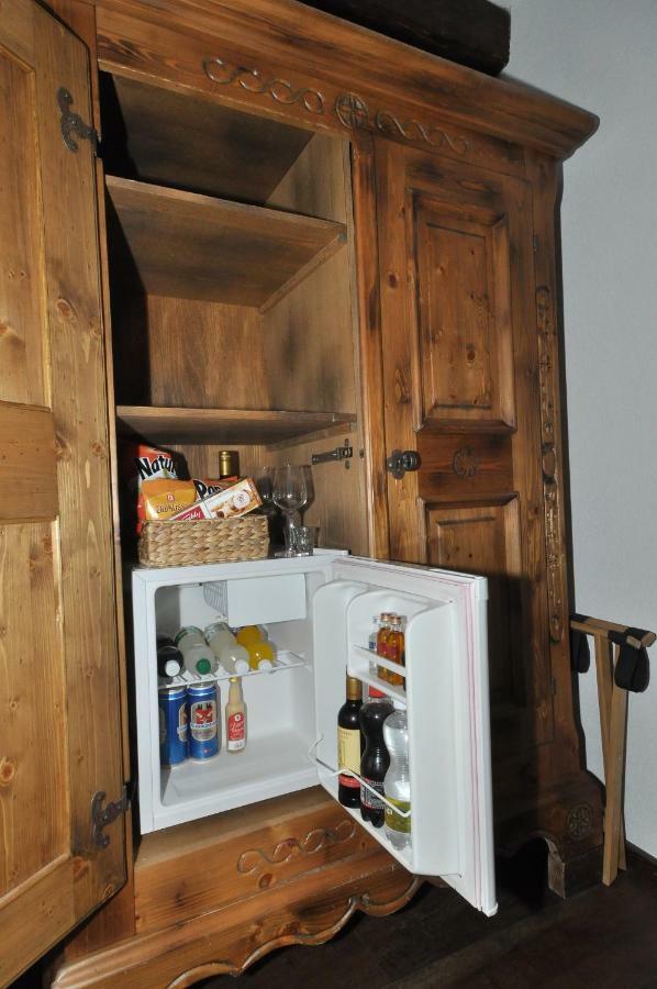 B&B Zum Rossli Zunzgen 外观 照片